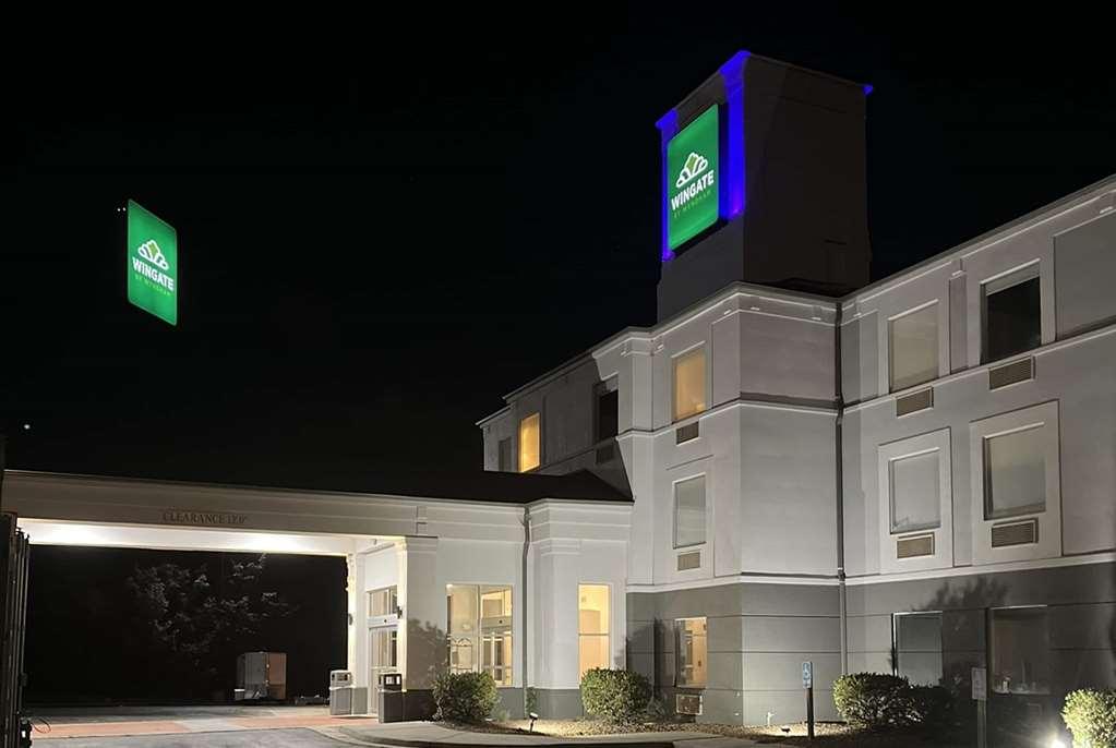Wingate By Wyndham Dublin Near Claytor Lake State Park Exterior foto
